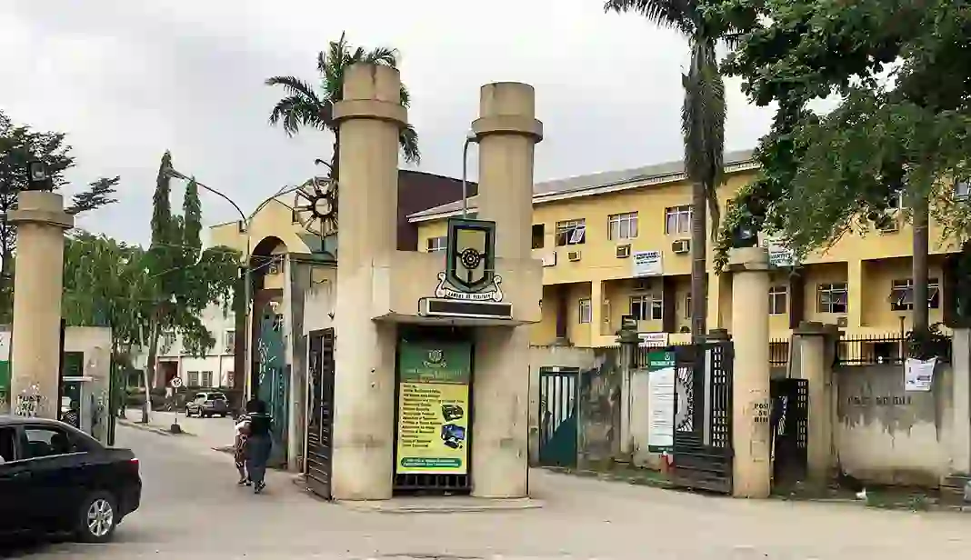 Yaba area photo 4